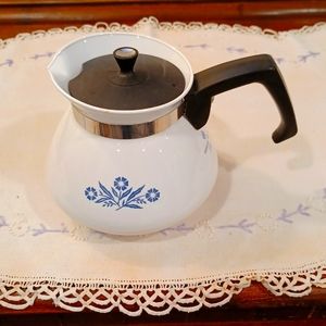 Vintage Corning Wear Cornflower 6 Cup Coffee Pot